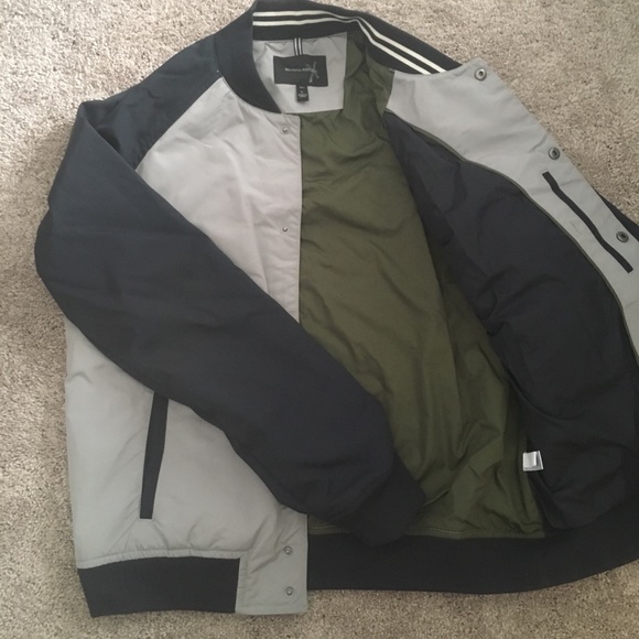 New Without Tags Banana Republic Varsity Jacket - Picture 2 of 3